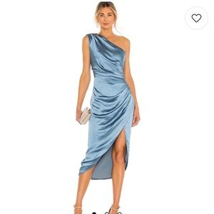 Elliatt Cassini Dress NWT one shoulder blue dress